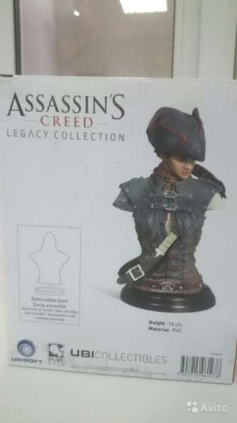 Бюст Assassin's Creed - Aveline De Grandpre (19см)