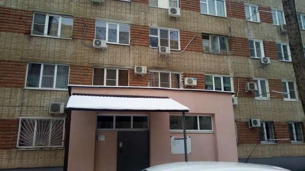 Продам двухкомнатную квартиру в Ростов-на-Дону.Жилая площадь 42 кв.м.Этаж 4.Дом кирпичный.
