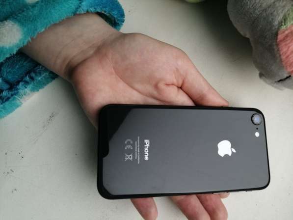 Продам iphone 8 в Новокузнецке
