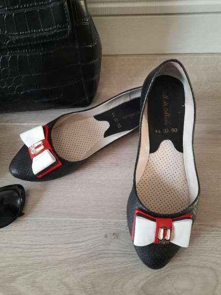 Туфли без каблука р.40+сумка+очки+ремень в Наро-Фоминске фото 4