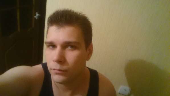 Андрей, 27 лет, хочет познакомиться – Познакомлюсь с будущей женой или подругой)