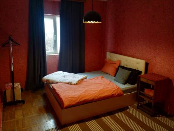 Сдается посуточно 2 комнатная квартира в фото 9