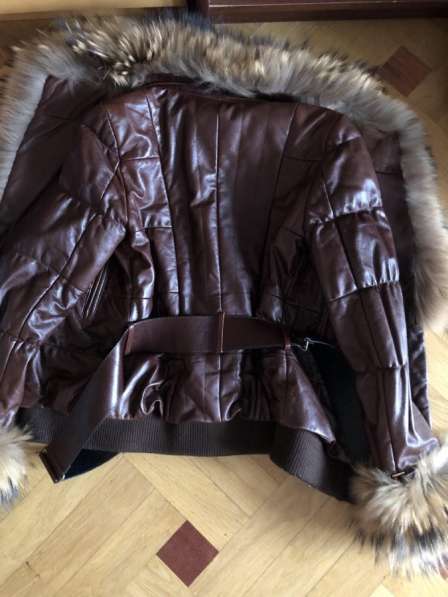 Кожаная зимняя куртка с мехом в Москве