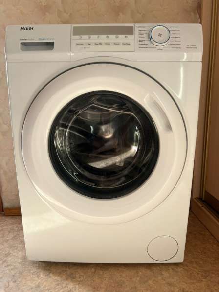 Стиральная машинка Haier HW60-BP12929B