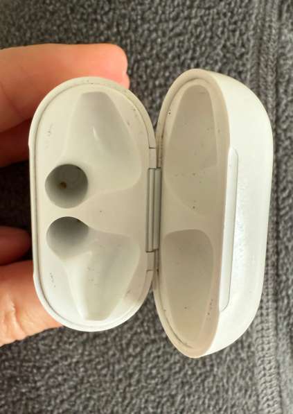 Беспроводные наушники AirPods 2 в Калининграде фото 5