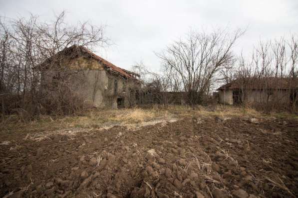Хороший дом под ремонт на окраине села недалеко от Русе в фото 5
