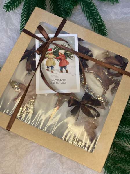 Ёлочные игрушки из эпоксидной смолы в Томске фото 3