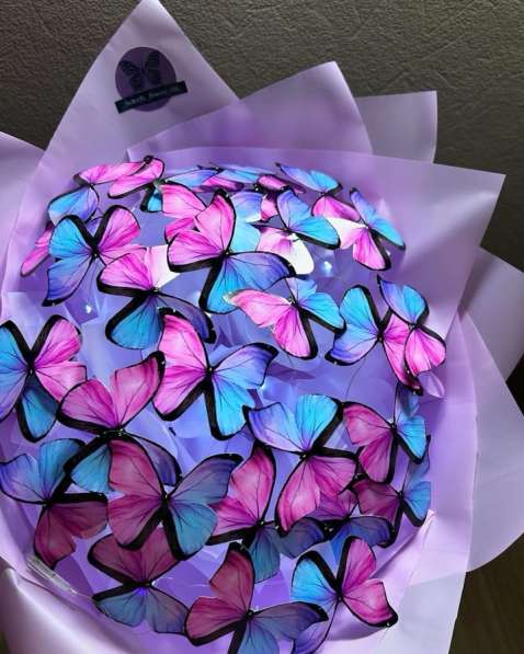 Букет из бабочек ?