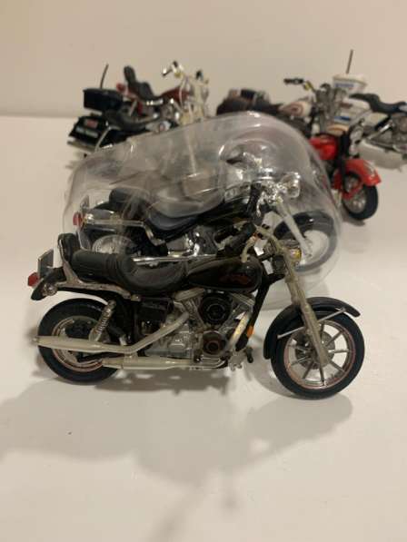 Модель мотоцикла Harley Devidsen в Москве