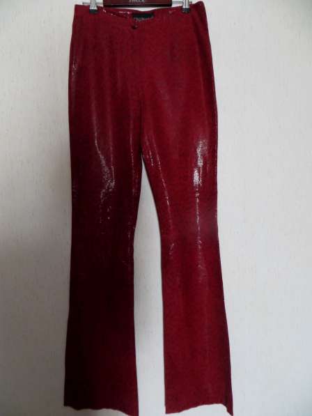 Кожаные стильные S"egnaro Red брюки. Новые. 48-50(LX) размер в Омске