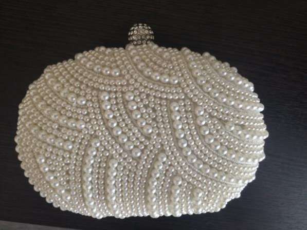 Свадебные украшения ,шляпы ,цветы ,клач,колье ,коронка в Москве фото 5