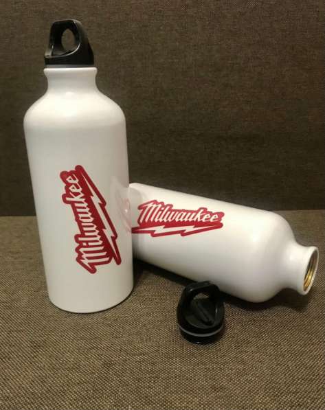 Бутылка Milwaukee