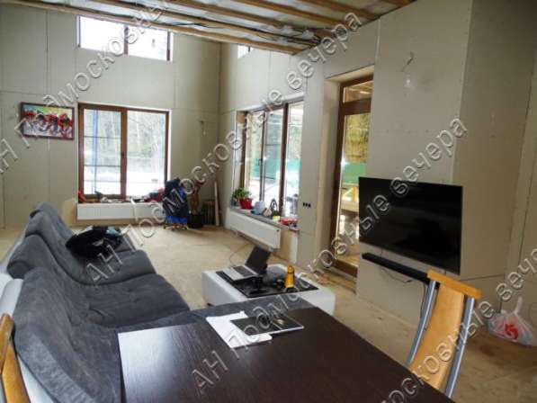 Продам коттедж в Москва.Жилая площадь 242 кв.м.Есть Канализация, Электричество. в Москве фото 28