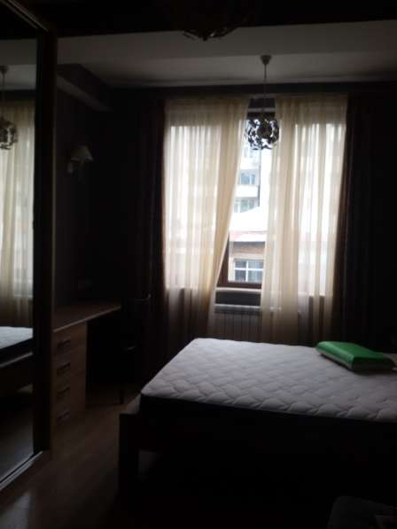 Продается 2-комнатная квартира в сентреТбилиси смеюелбю в фото 16