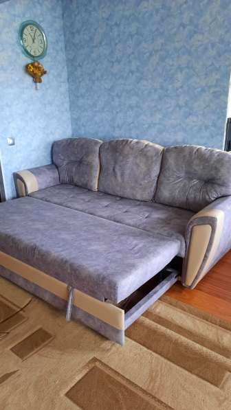 Продам диван с креслом