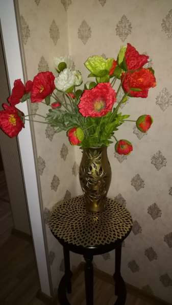 Искусственные цветы: подсолнухи, маки, декор веточки в фото 7