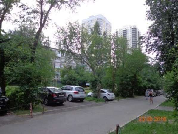 Продам 2-комнатную квартиру на Зенитчиков 14 в Екатеринбурге фото 4