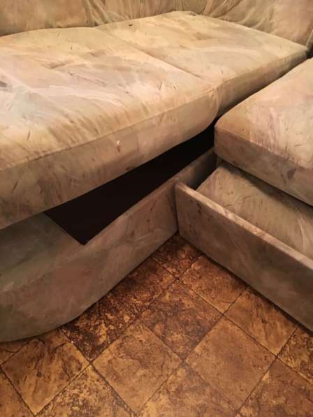 Продам большой угловой диван недорого в фото 3
