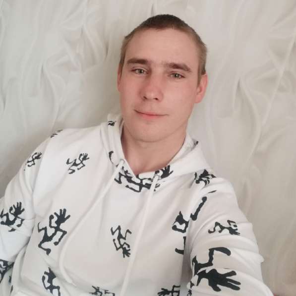 Алексей, 27 лет, хочет пообщаться – Познакомлюсь с девушкой для встречи без обезательств и без н