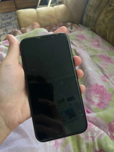 IPhone 11 в Рославле