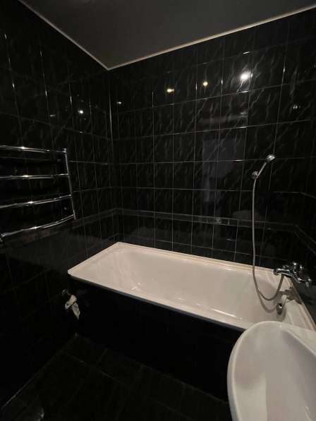 2к. кв. м-н Октябрьский в фото 9