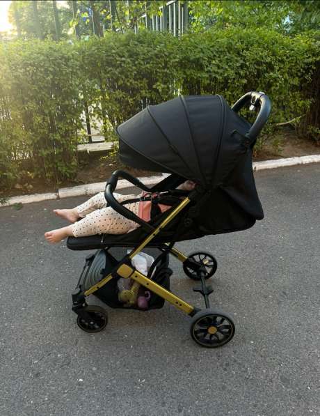 Прогулочная коляска 3в1