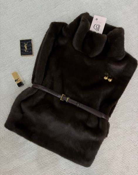 Манишки в Москве