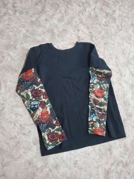 Лонгслив на мальчика 134-140