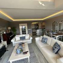 Продаётся квартира 3+1 с видом на знаменитый пляж Клеопатра, в г.Аланья