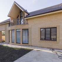 Продам жилой дом 250 м2 с участком 6 сот, Стартовая ул, в Ростове-на-Дону