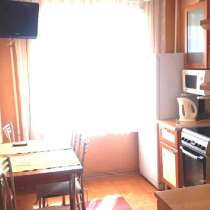 Узловая, квартал 50 лет Октября, 10, в Узловой