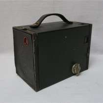Фотоаппарат старинный BROWNIE (L473), в Москве
