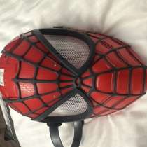 Маска человека паука, в Москве