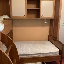 Двухъярусная кровать, шкафы, полки, в Москве