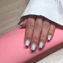 Маникюр, в Москве