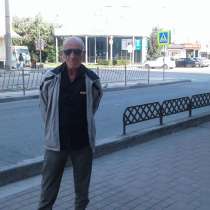 Валера, 61 год, хочет пообщаться, в Севастополе