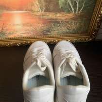 Продаю кроссовки 38 размера, они чистые, в Сызрани