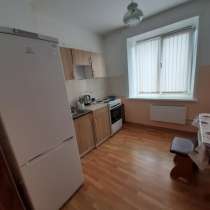 Сдается двухкомнатная квартира на длительный срок. Мценск, в Орле