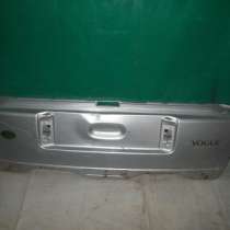 Нижняя часть крышки багажника Land Rover Voque, в Москве