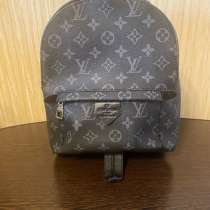Рюкзак Louis Vuitton чёрный, в Волгограде