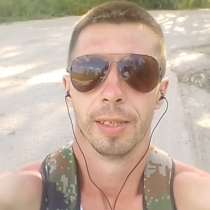 Александр, 35 лет, хочет пообщаться – Познакомлюсь с девушкой 25-45, в Новосибирске