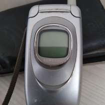 Телефон раскладушка " SAMSUNG", в Саратове