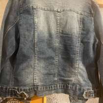 Джинсы, в Москве