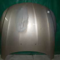 Капот на BMW Z4, в Москве