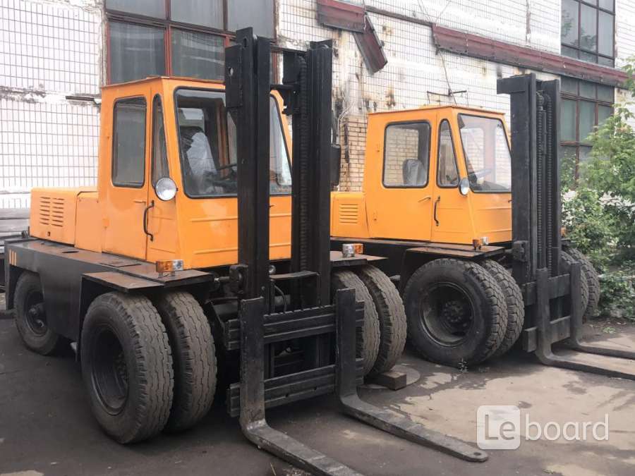 Львовский погрузчик 5 тонн. Погрузчик ап 40810. Львовский погрузчик ап-40810. Погрузчик Львовский дизельный ап 40810. Автопогрузчик ап 40810-10.